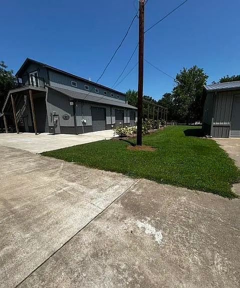1416 Fisher Rd — Photo 5