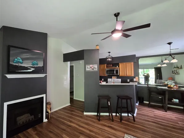 396 Spring Brooke Dr #396, Brighton, MI 48116