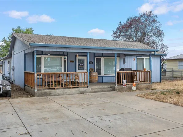 7908 Ajax St, White City, OR 97503