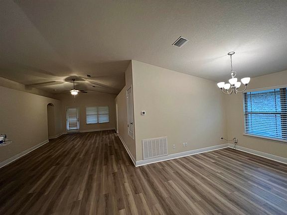 2nd image of 3862 Sandspur Ln