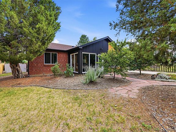 3rd image of 7822 W 17th Avenue