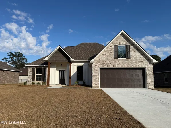 10077 Patrick Dr, Gulfport, MS 39503