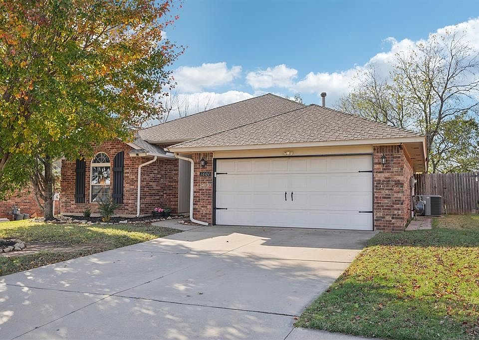 1st image of 1601 Tara Dr