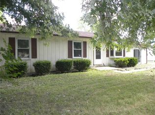5271 S Pine St, Columbus, IN 47201