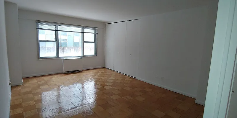 Rented by Weichert Manhattan Midtown | media 5
