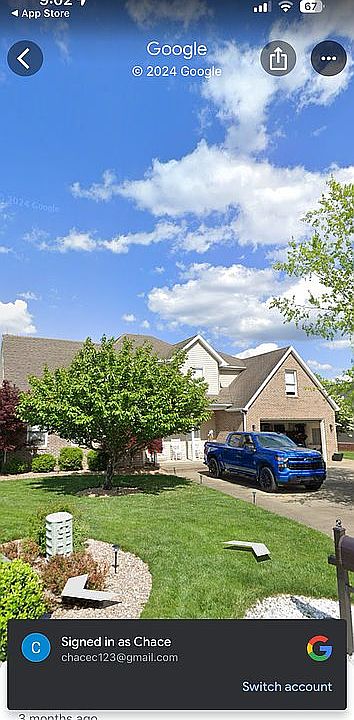 1st image of 930 Crestwood Dr