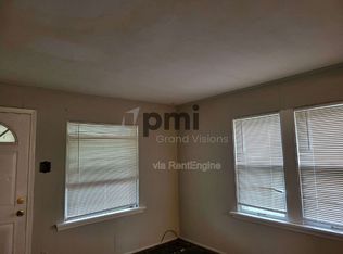 1553 N Walnut Grove Ave, Decatur, IL 62526