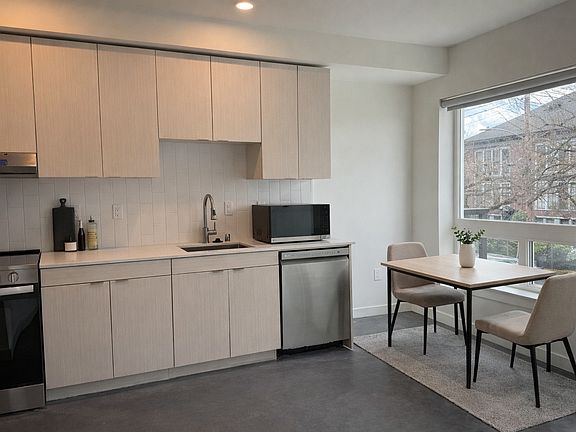 2nd image of 4428 Burke Ave N #202
