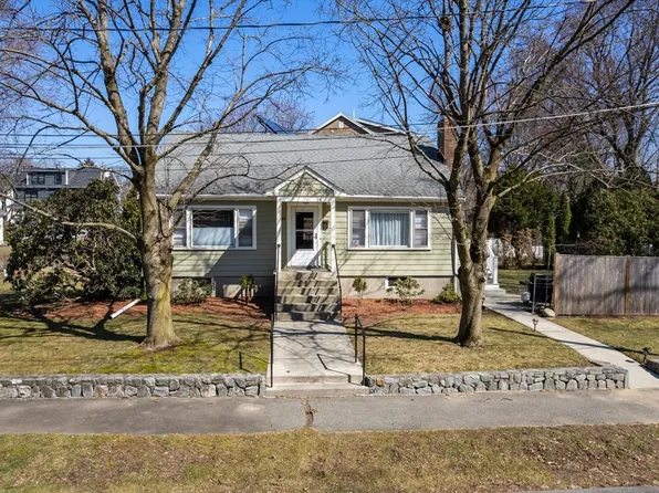 149 Horn Pond Brook Rd, Winchester, MA 01890