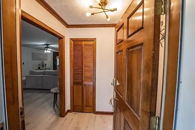 200 Mary Lynn Ln — Photo 14