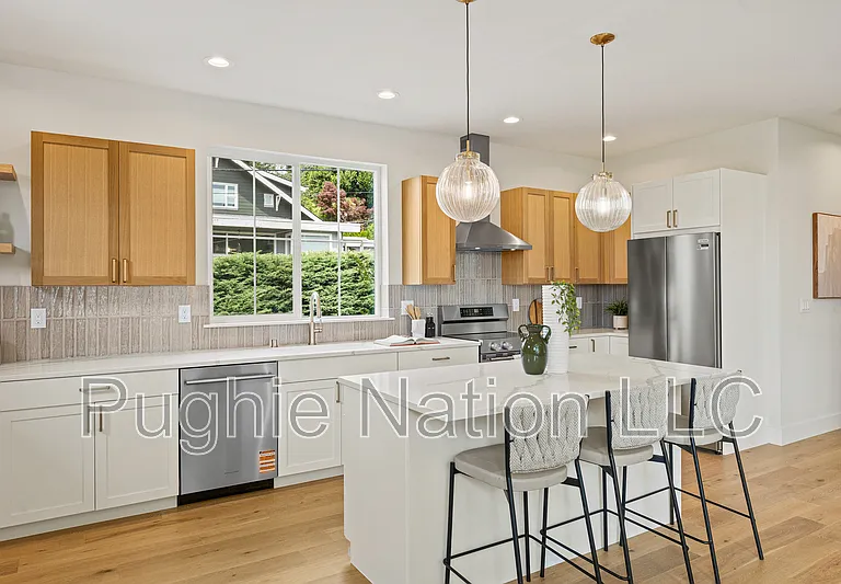 4142 3rd Ave NW — Photo 3