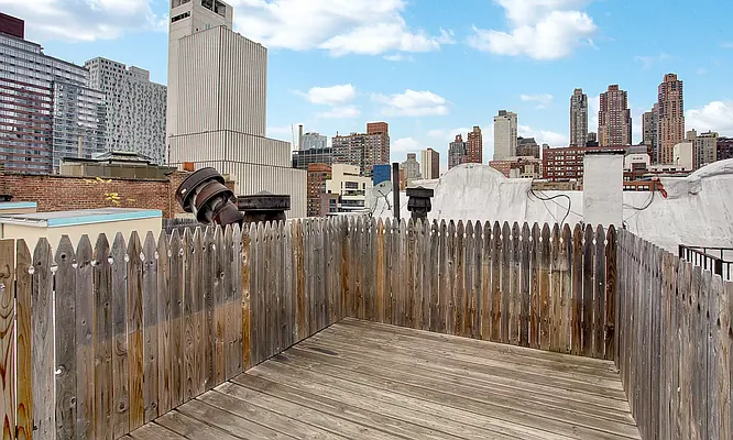 Rented by REAL New York | media 12