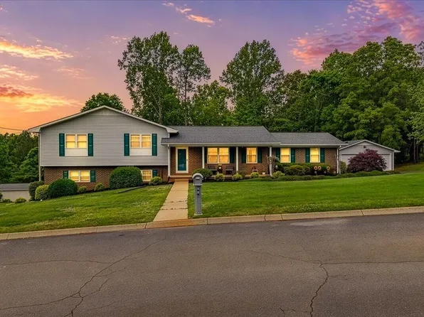 1107 Brentwood Dr, Etowah, TN 37331