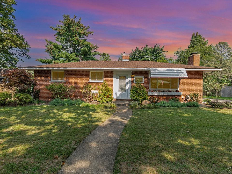 14429 Swanee Beach Dr, Fenton, MI 48430 Zillow