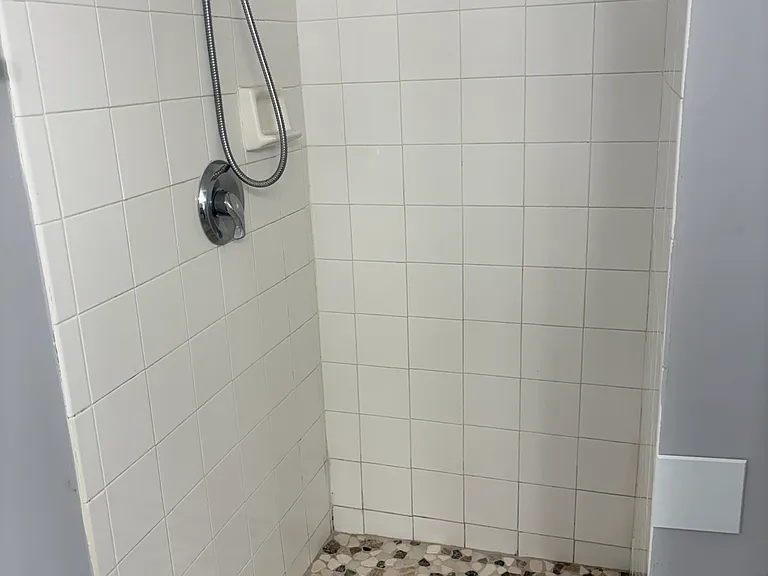 900 Crestwood Ct S #907 — Photo 21