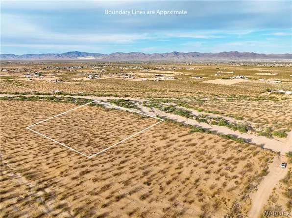 0 S Parker Rd, Golden Valley, AZ 86413