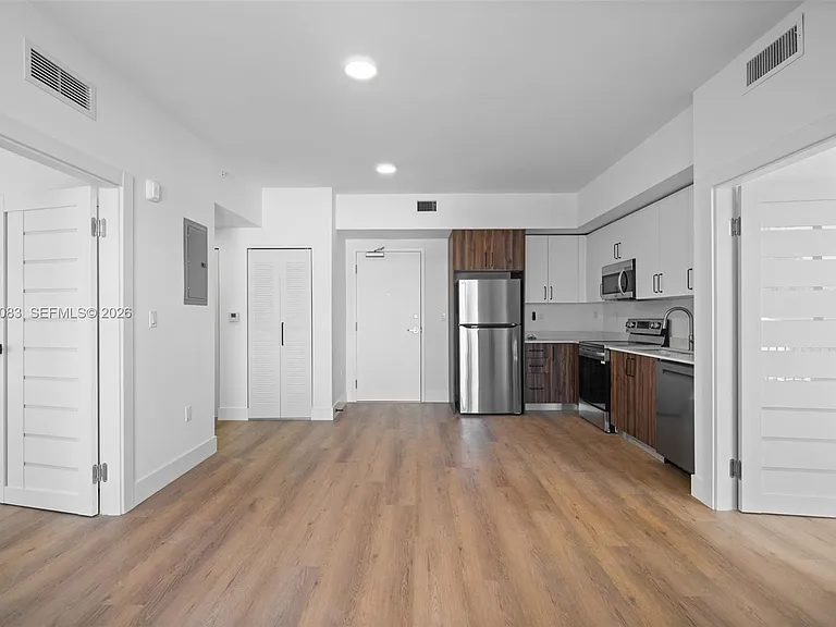 2479 NE 192nd St #208 — Photo 5