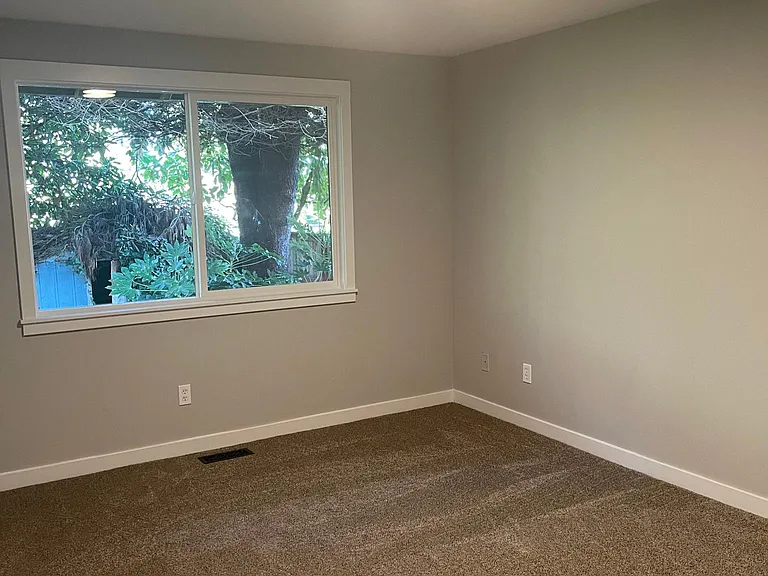 8745 SW Comanche Way — Photo 8