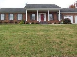 1197 Hidden Lake Dr, Granite Falls, NC 28630