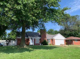 631 N Market St, Waterloo, IL 62298