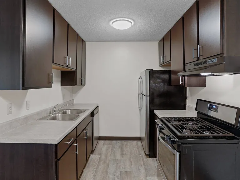 Parkridge Way Apartments — Photo 41