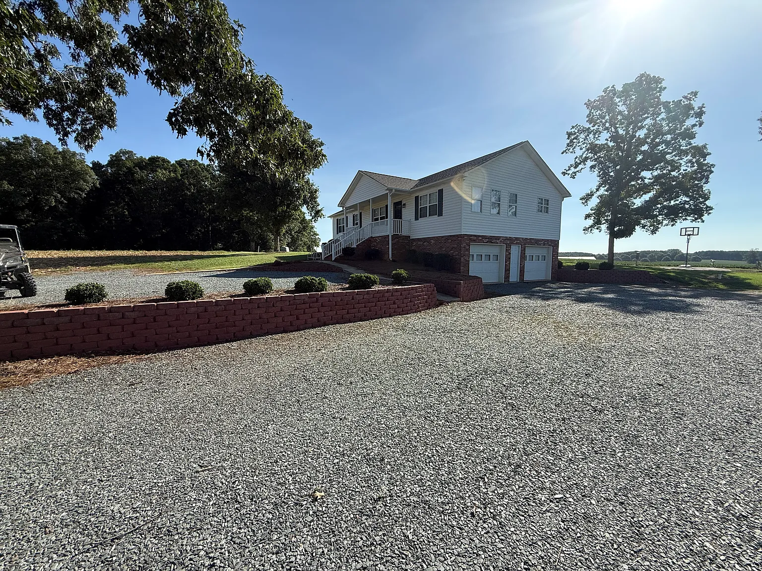 3 bed, 1500 sqft, $2,200 — Photo 3