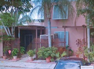 1080 W Fairway Rd, Pembroke Pines, FL 33026