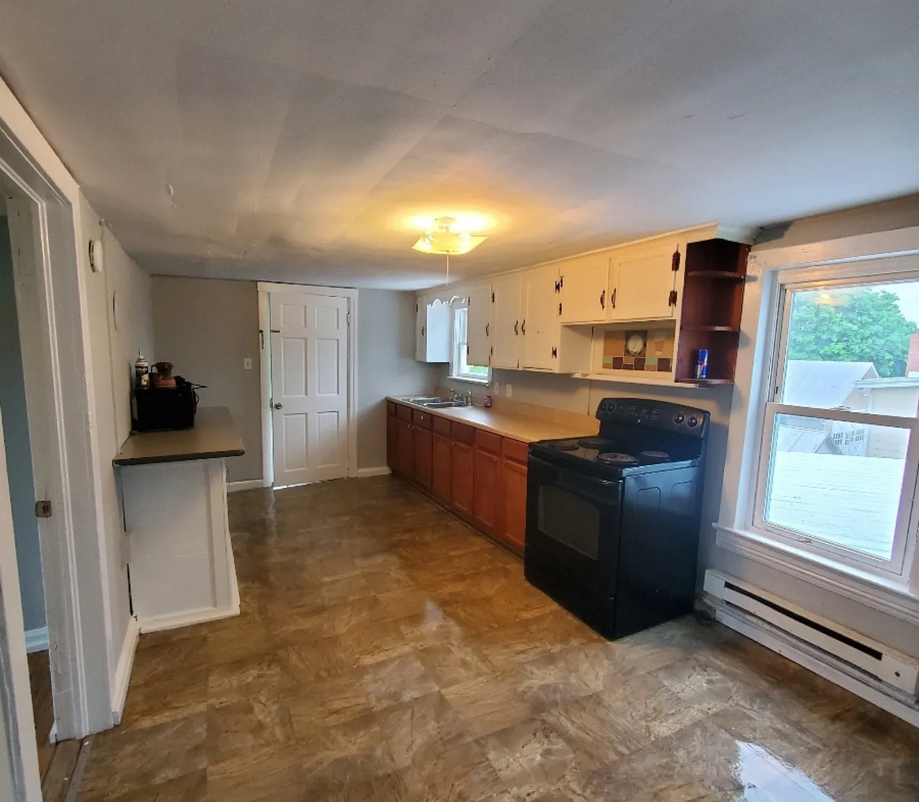4 bed, $1,450 — Photo 4