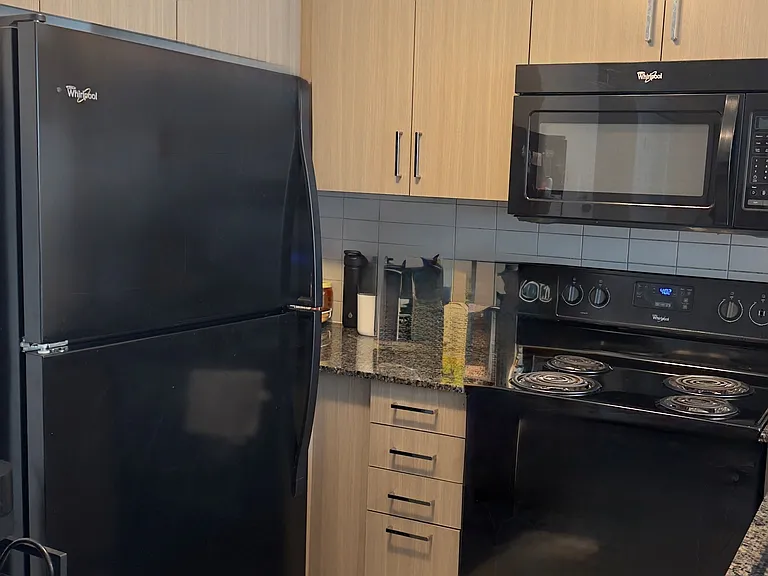 80 Esther Lorrie Dr #423 — Photo 7