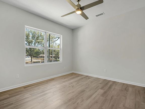 3rd image of 2022 Trimble Rd