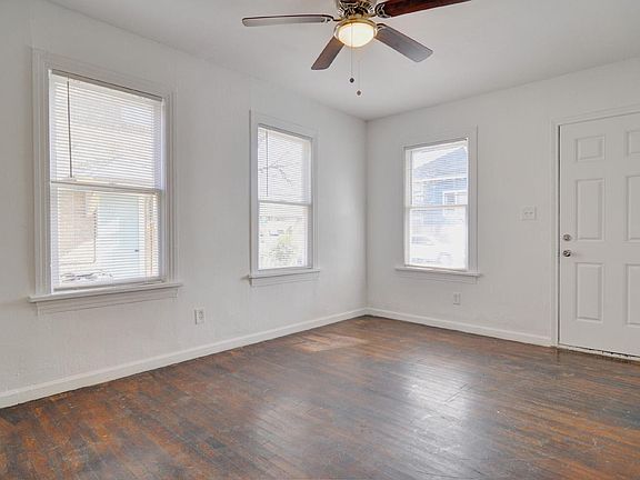 2nd image of 804 W Lowden St