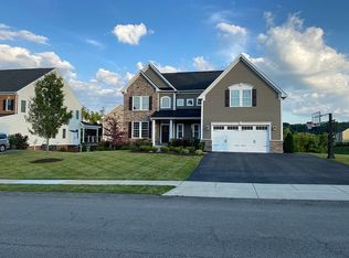 104 Coventry Dr, Mc Kees Rocks, PA 15136