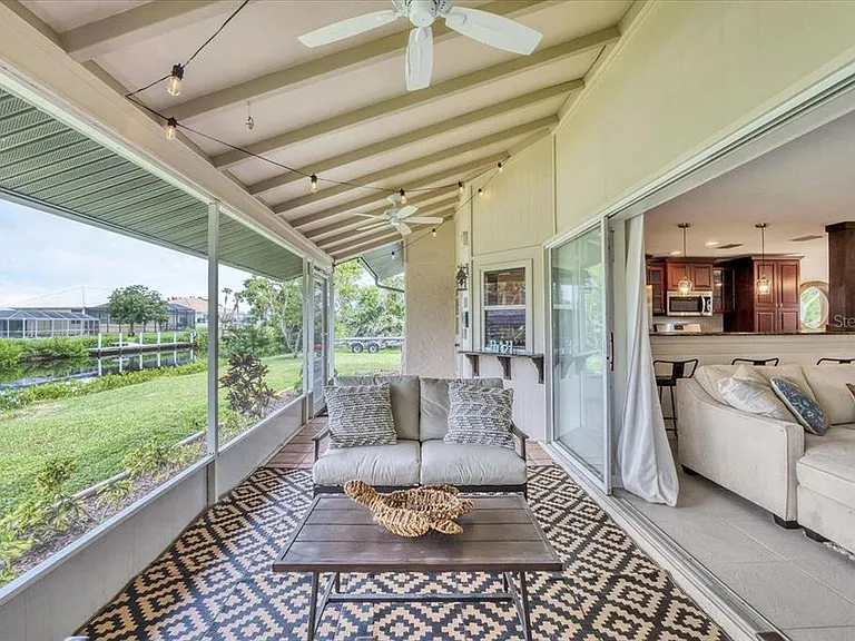 4696 Pompano St — Photo 15
