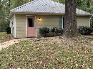 1313 Access Rd #C, Oxford, MS 38655