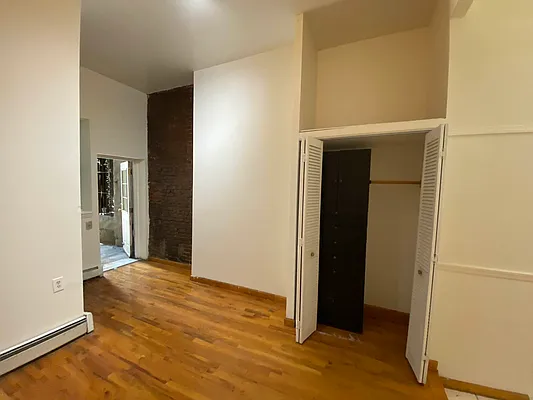 Rented by Best Apartments North Inc | media 30