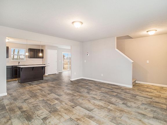 4th image of 18124 Loganwood Trl