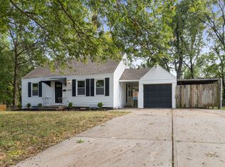 7523 W 63rd Ter, Overland Park, KS 66202