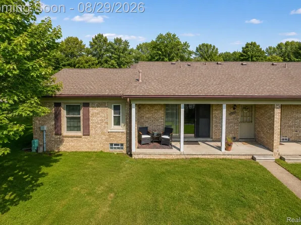 49432 Kirkland Ct #99, Utica, MI 48315