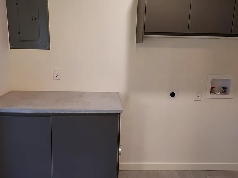 1250 N Westview Dr — Photo 8