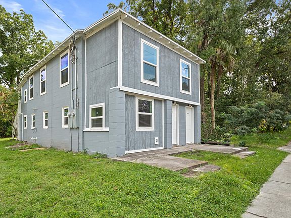 3rd image of 1494 W 26th St