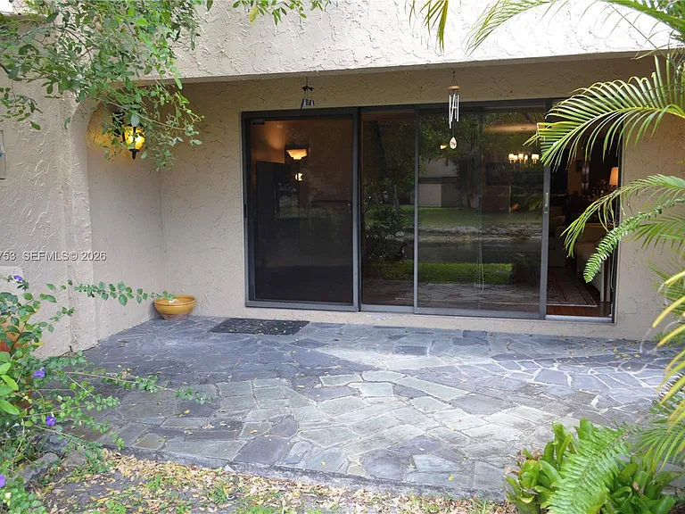 3932 Estepona Ave #7D5 — Photo 30