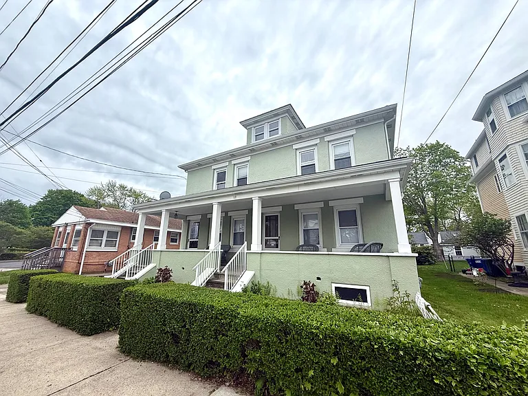 22 Lincoln Ave #2 — Photo 1