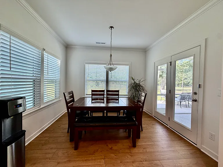 911 Cypress Point Ln — Photo 14