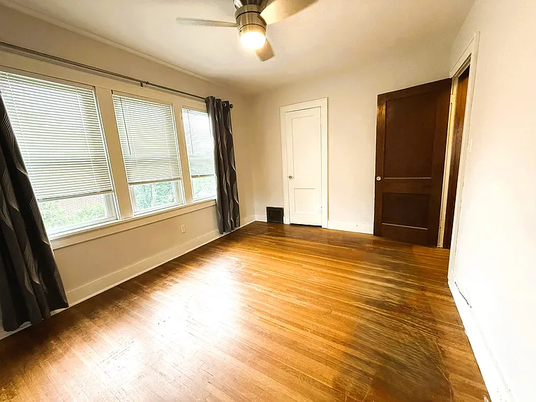708 N Porter Ave — Photo 9