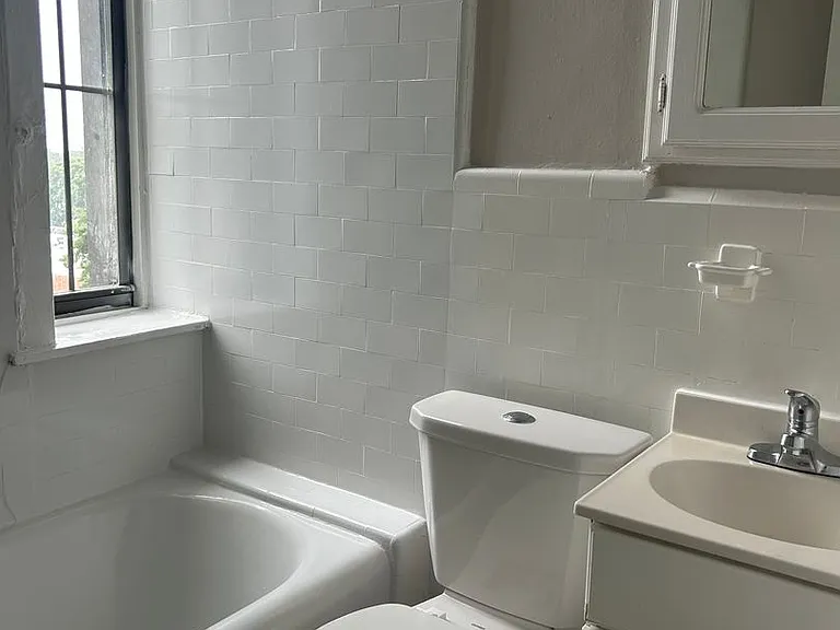 Bala Apartments — Photo 9