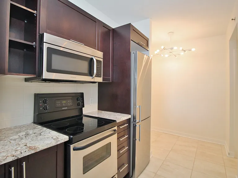 300C Lett St #422 — Photo 5