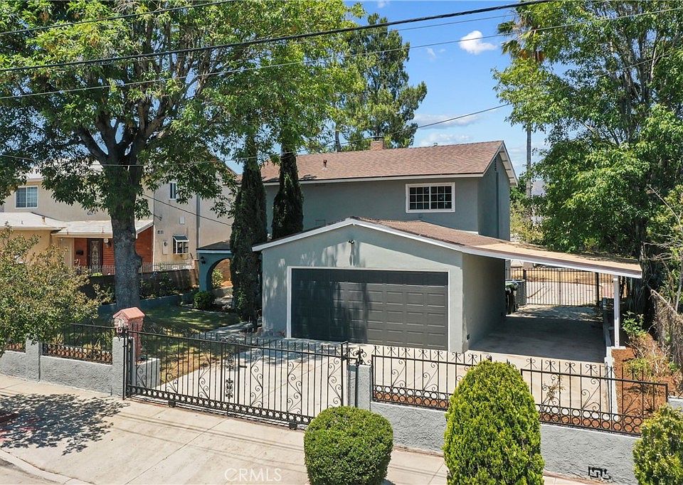 1st image of 11014 Omelveny Ave