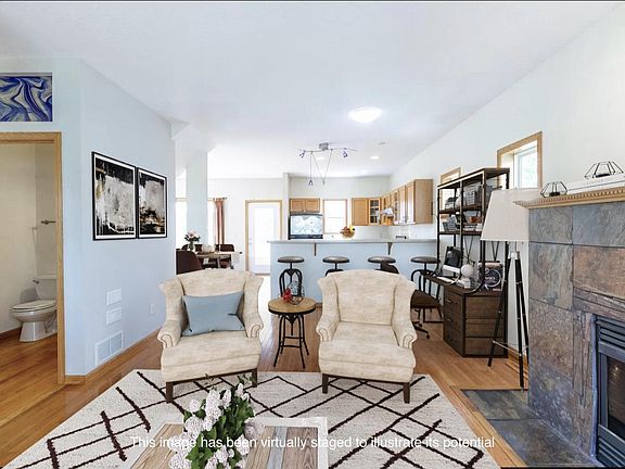 3rd image of 1400 5th St E