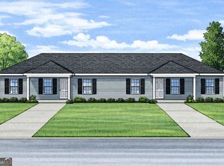 122 Tabor Dr, Warner Robins, GA 31093