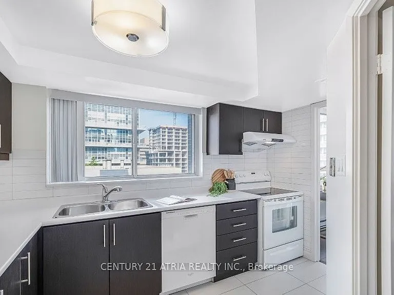 44 Gerrard St W #1206 — Photo 4